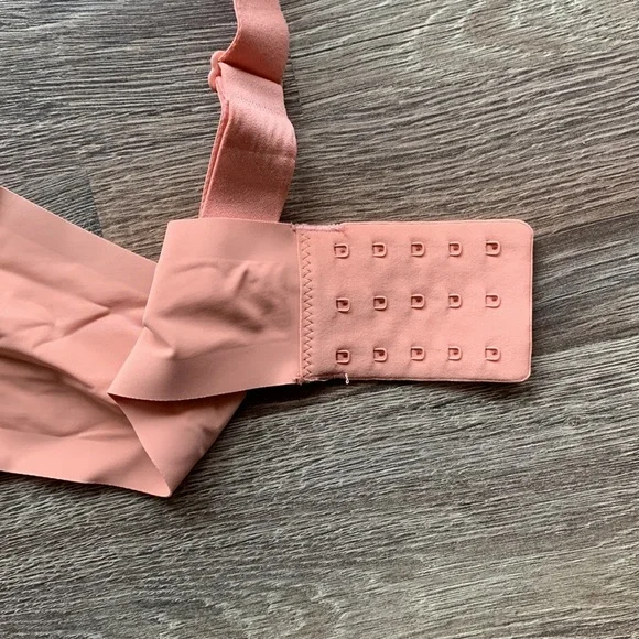 Knix Bra - Picture 2 of 4